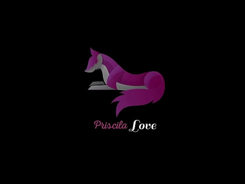 ❤️ Os meus pais deixaram-me sozinho com a minha irmã e eu derramei leite sobre os seus seios. ❤️❌ Porno fodido em nós
